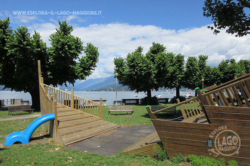 Spiaggia Cerro Laveno-Mombello Lago Maggiore Spiaggia Cerro Laveno-Mombello Lago Maggiore